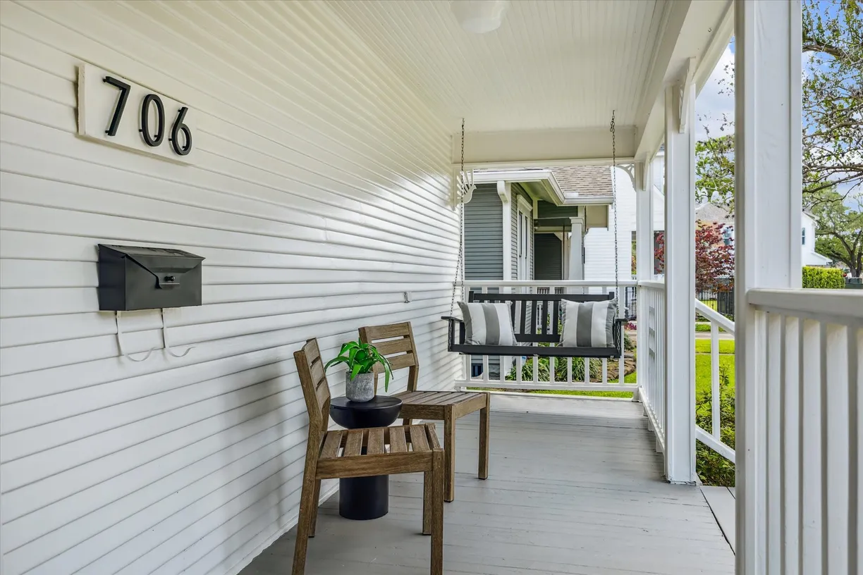 Houston Real Estate | View 706 Algregg Street | Listing