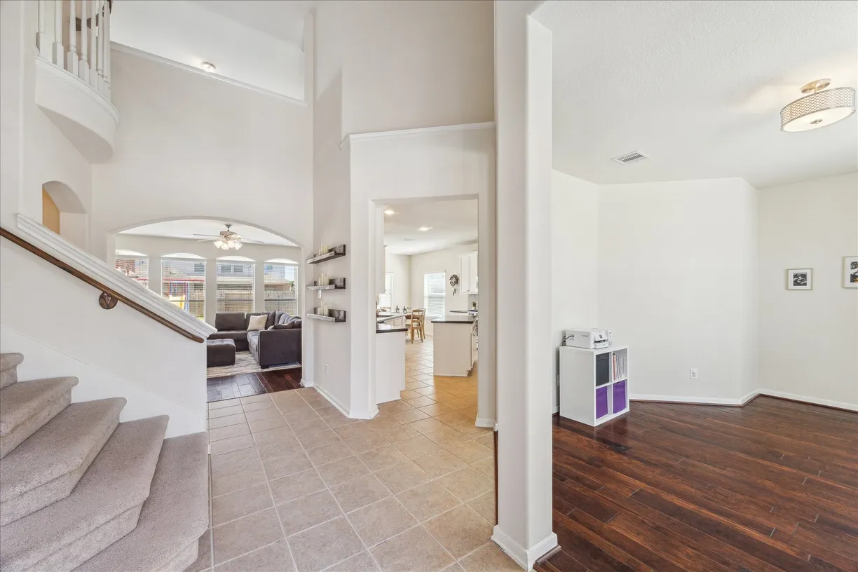 Houston Real Estate | View 801 Dawn Ridge Way | Listing