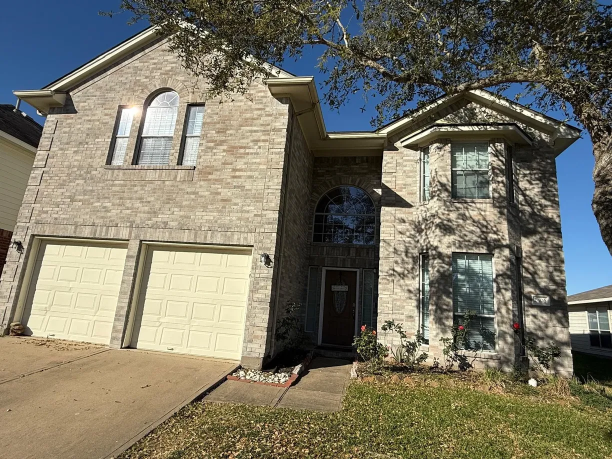 Houston Suburbs Real Estate | View 2406 Orchard Run | Listing