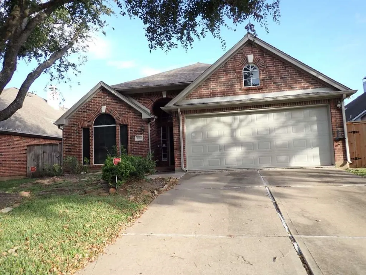 Houston Suburbs Real Estate | View 1734 Teal Brook Lane | 3 Beds, 2 Baths