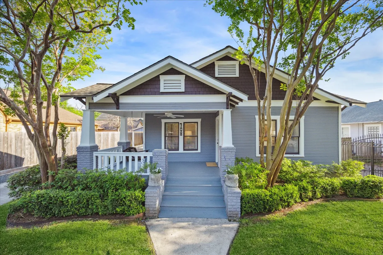 Houston Real Estate | View 708 W Temple Street | 3 Beds, 2 Baths