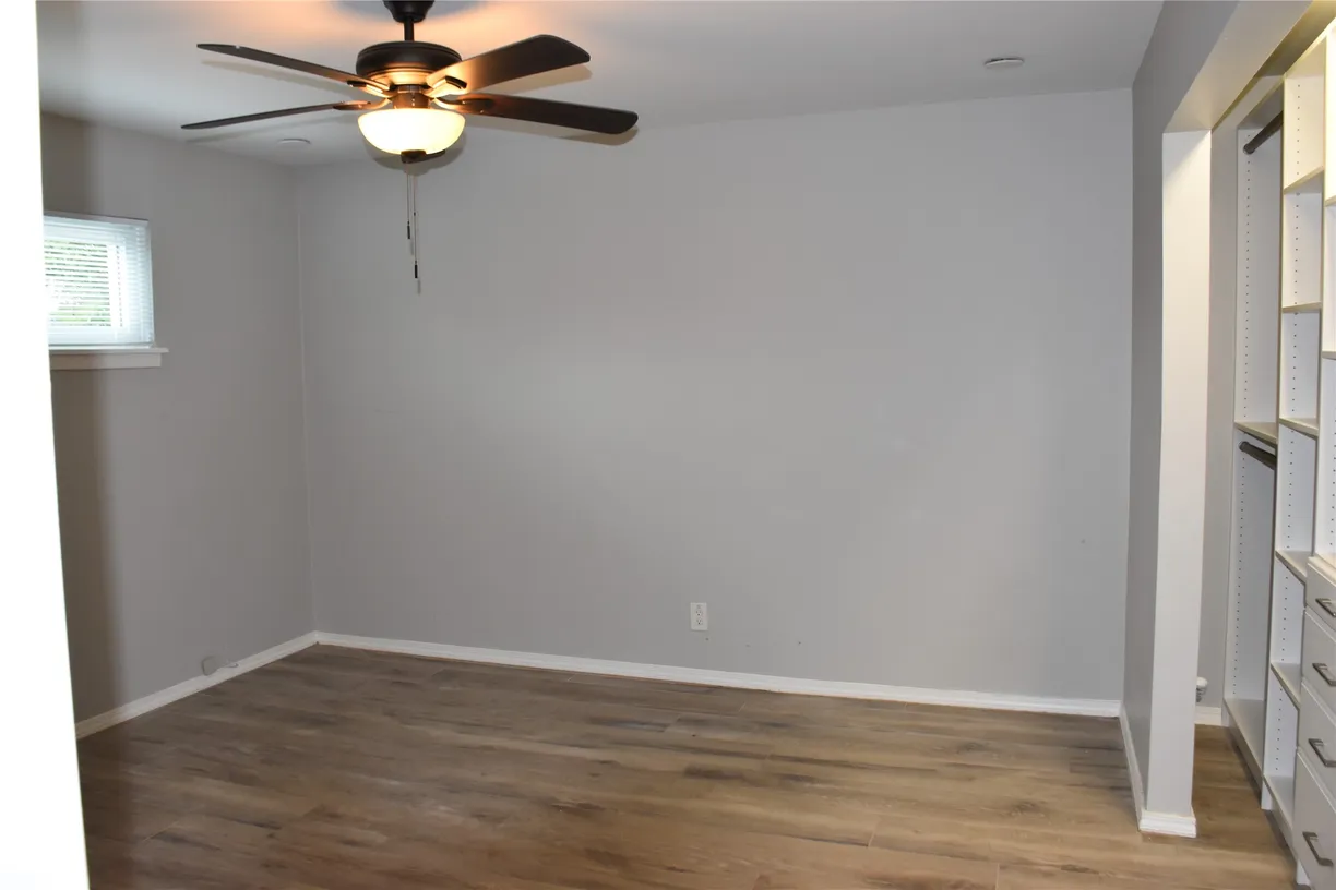 Houston Real Estate | View 1529 Wirt Road, 27 | Listing