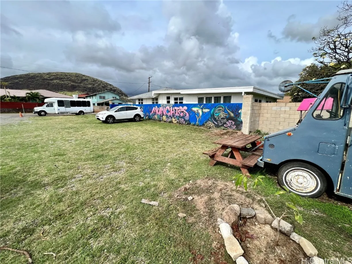 Hawaii Real Estate | View 87-282 Farrington Highway | Listing