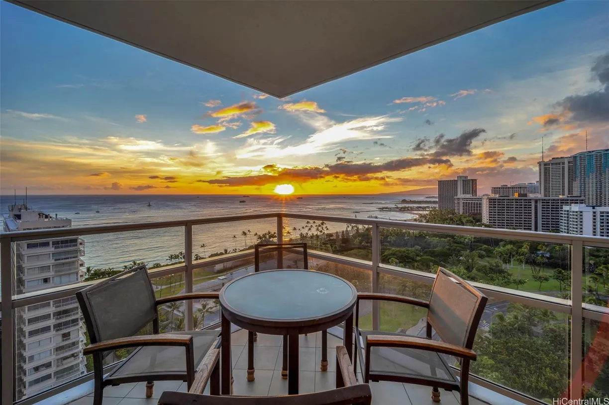 Hawaii Real Estate | View 223 Saratoga Road, 2019 | Listing