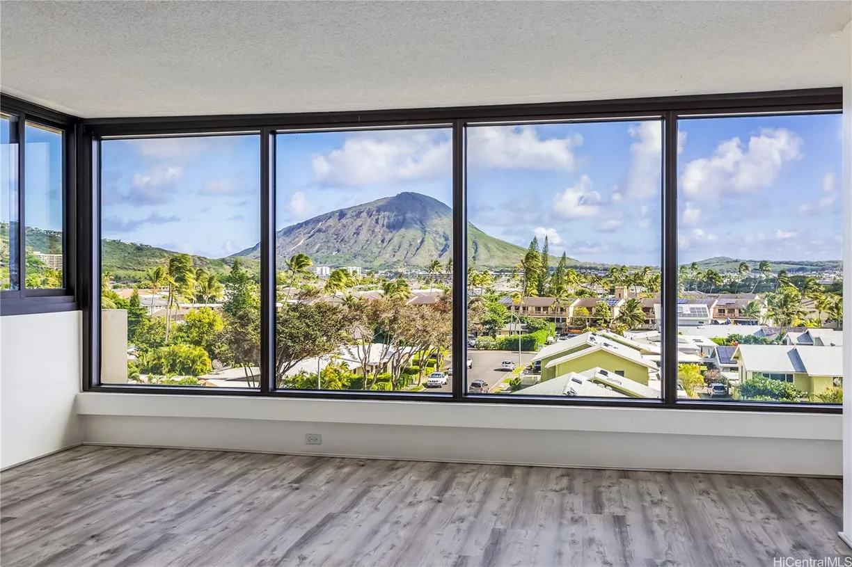 Hawaii Real Estate | View 250 Kawaihae Street, 1D | Listing