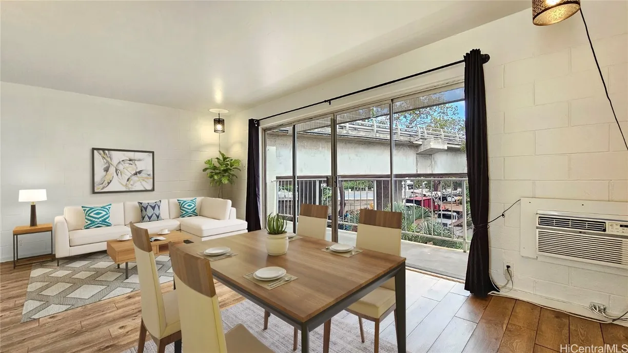 Hawaii Real Estate | View 2873 S King Street, 201 | 1 Bed, 1 Bath