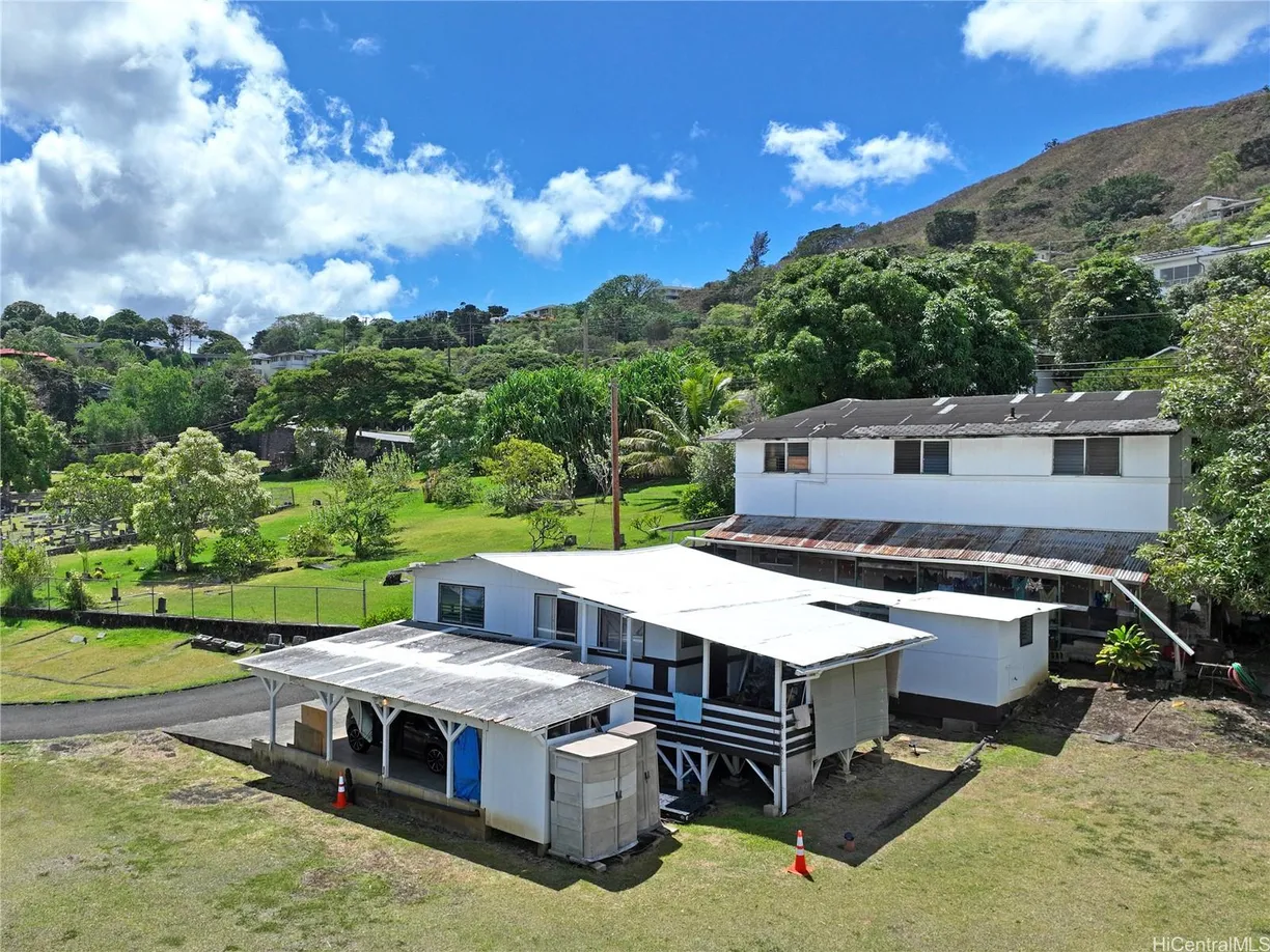 Hawaii Real Estate | View 322 Auwaiolimu Street | Listing