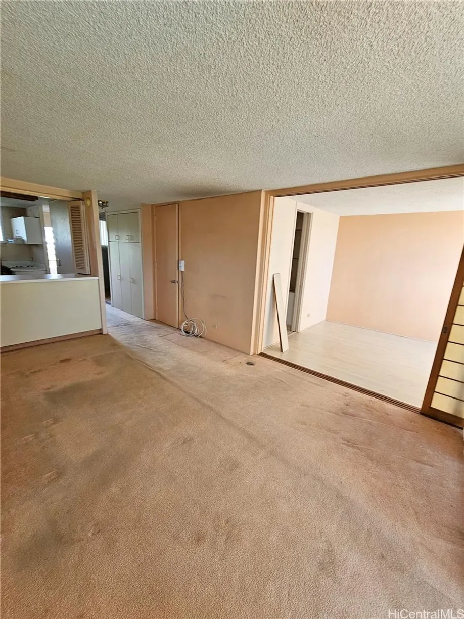 Hawaii Real Estate | View 1676 Ala Moana Boulevard, 402 | Listing