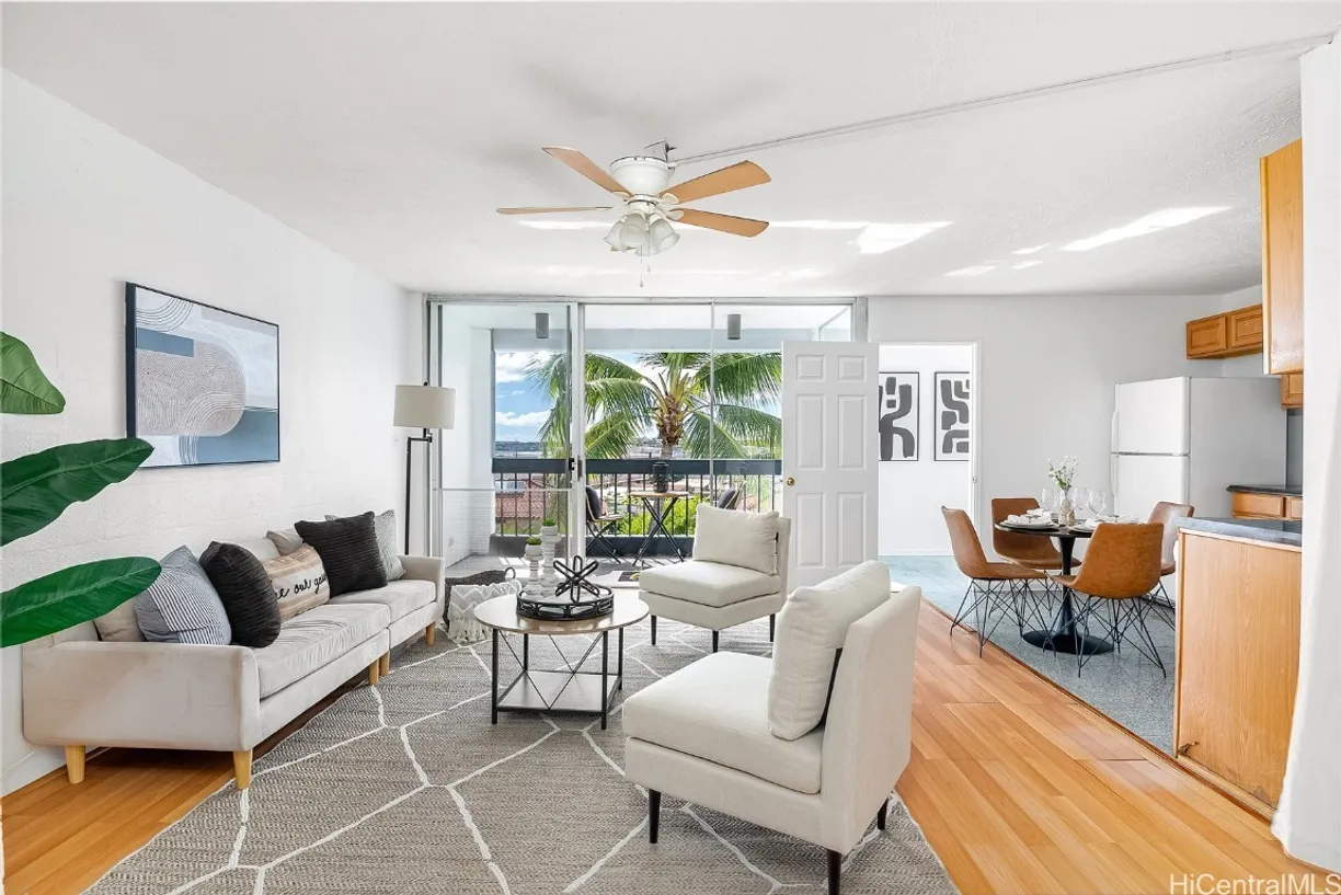 Hawaii Real Estate | View 94-249 Waikele Road, C315 | 2 Beds, 1 Bath