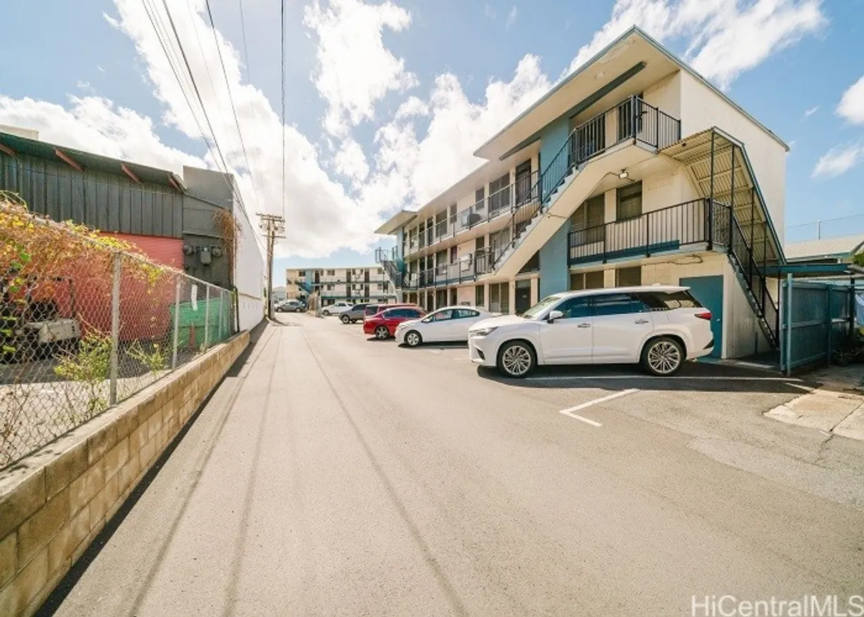 Hawaii Real Estate | View 715 Umi Street, 3K | Listing