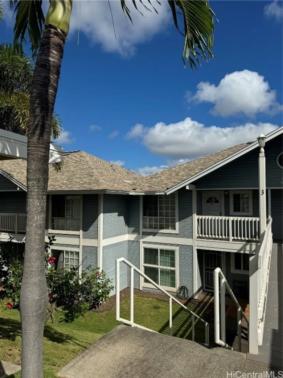 Hawaii Real Estate | View  | 2 Beds, 2 Baths