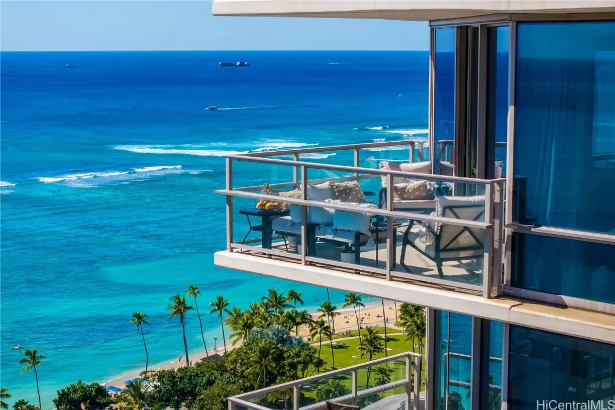 Hawaii Real Estate | View 223 Saratoga Road, 2710 | 3 Beds, 3 Baths