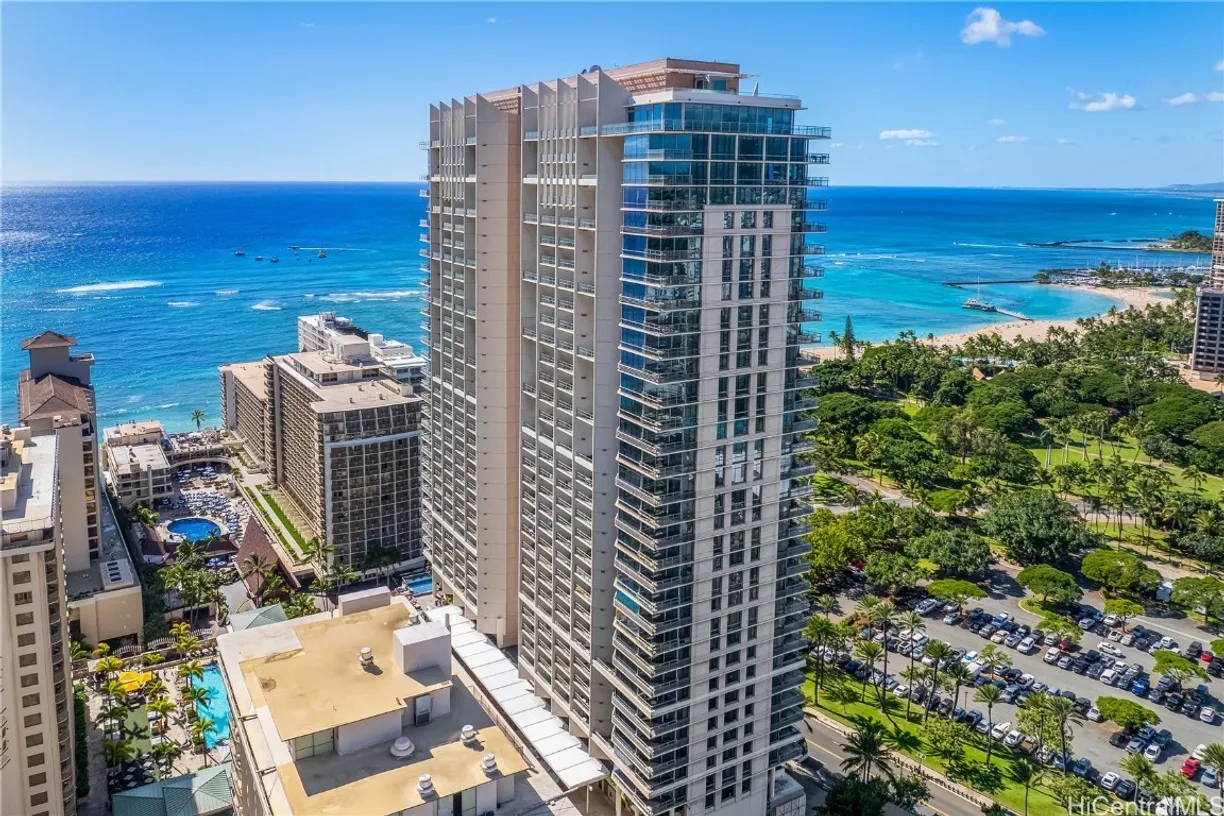 Hawaii Real Estate | View 223 Saratoga Road, 2710 | Listing