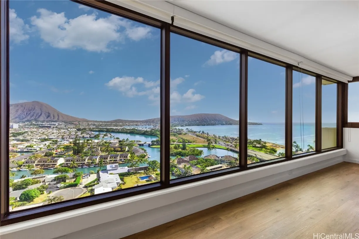 Hawaii Real Estate | View 250 Kawaihae Street, 17D | 2 Beds, 2 Baths