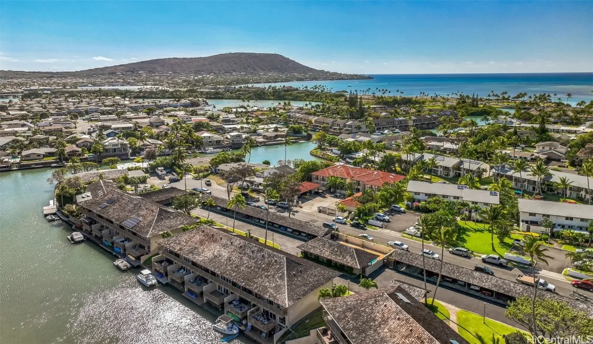 Hawaii Real Estate | View 6234 Keokea Place, D103 | 4 Beds, 3 Baths