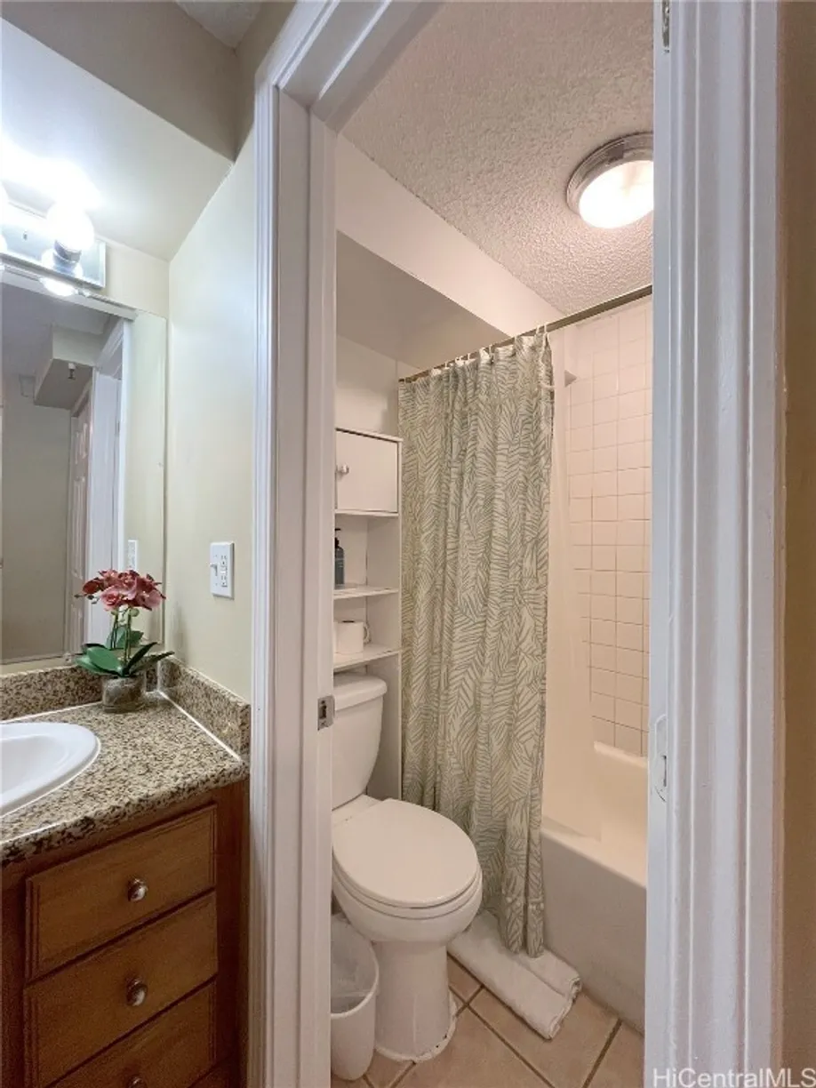 Hawaii Real Estate | View 2450 Prince Edward Street, 905A | Listing