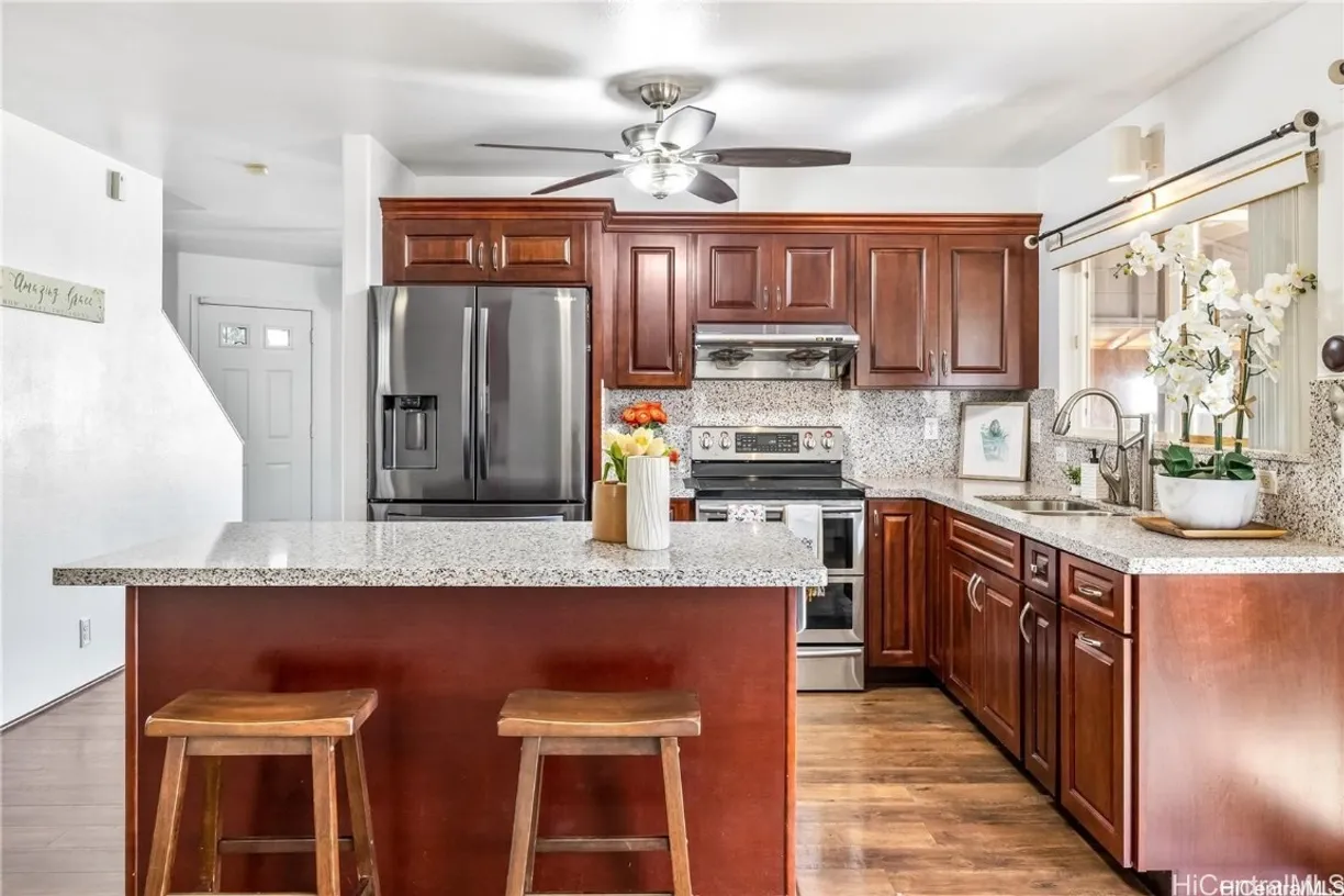 Hawaii Real Estate | View 91-219 Naina Place | 5 Beds, 3 Baths