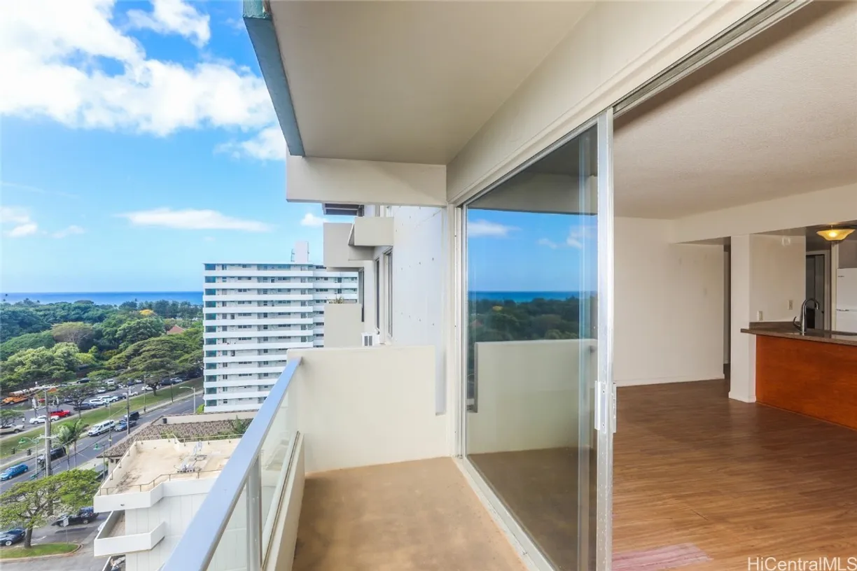 Hawaii Real Estate | View 240 Makee Road, 11D | Listing