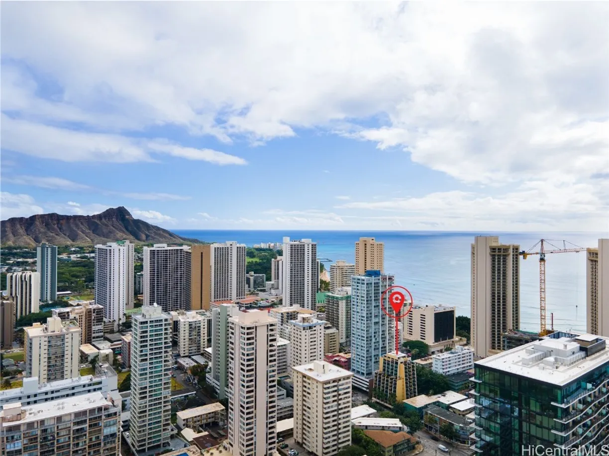 Hawaii Real Estate | View 2425 Kuhio Avenue, 705 | Listing