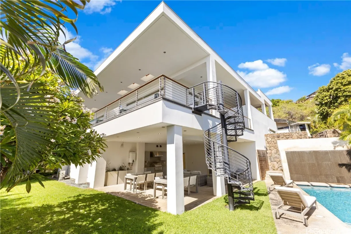 Hawaii Real Estate | View 4914 Waa Street | Listing