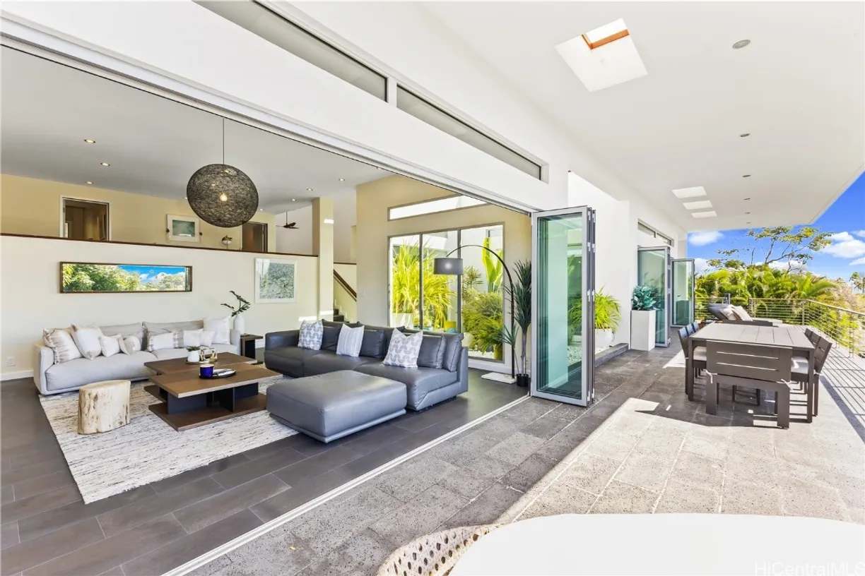 Hawaii Real Estate | View 4914 Waa Street | Listing