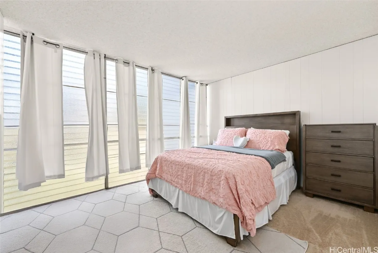 Hawaii Real Estate | View 95-020 Waihonu Street, C505 | 2 Beds, 1 Bath