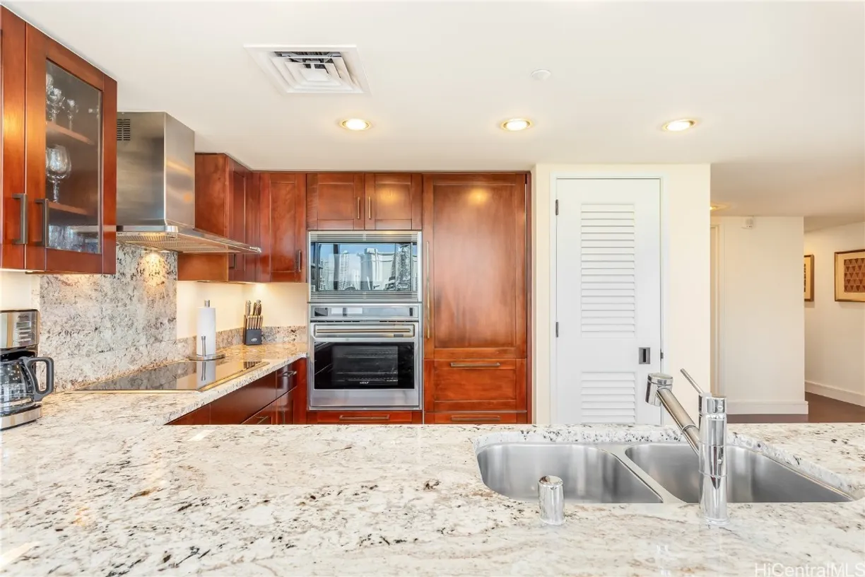 Hawaii Real Estate | View 223 Saratoga Road, 1103 | Listing