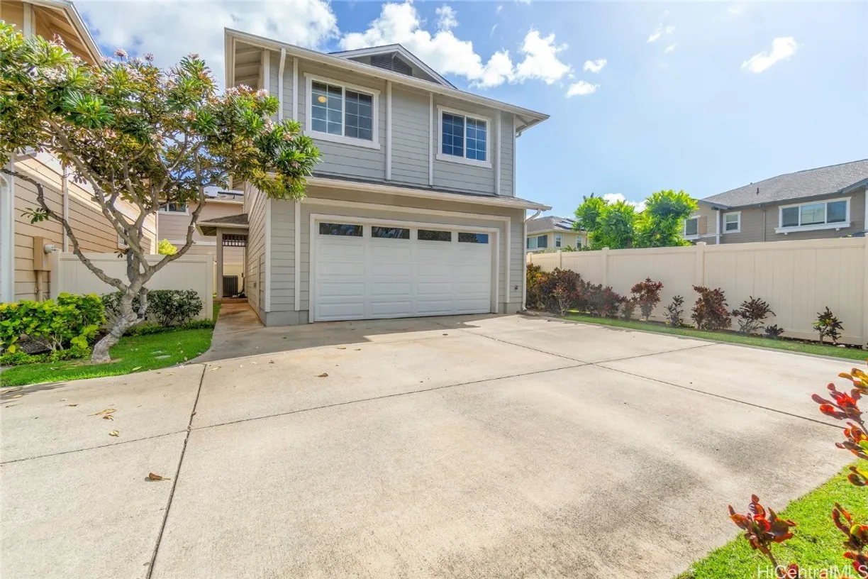 Hawaii Real Estate | View 91-1001 Keaunui Drive, 95 | 3 Beds, 2 Baths