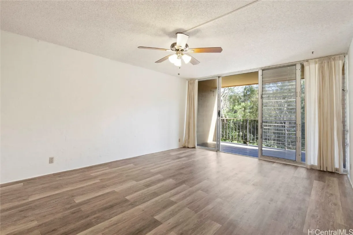 Hawaii Real Estate | View 95-273 Waikalani Drive, D703 | Listing