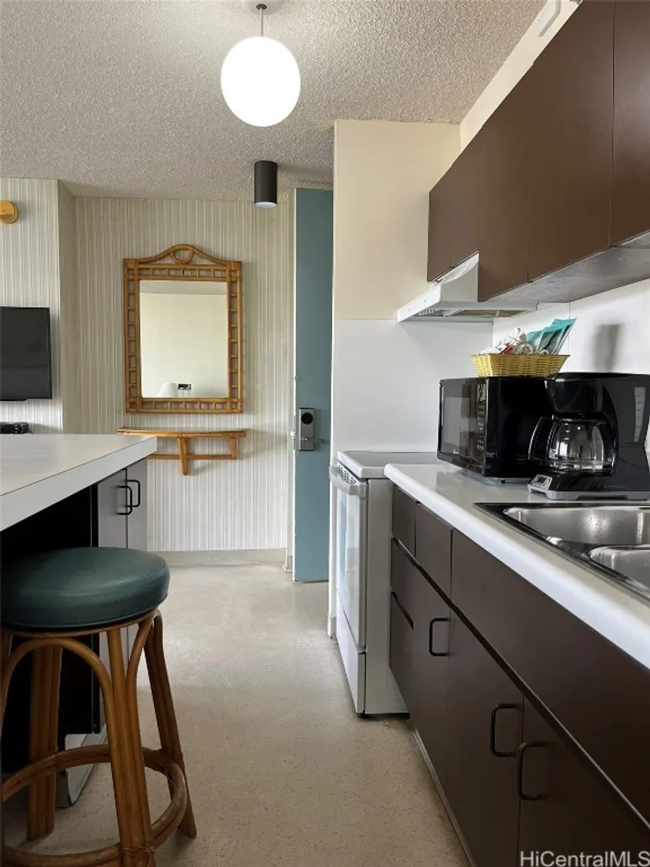 Hawaii Real Estate | View 201 Ohua Avenue, T2-2407(NUC) | Listing