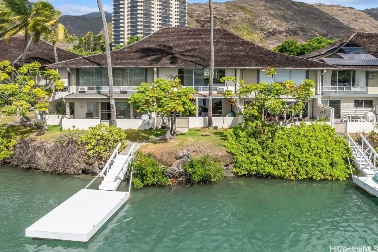 Hawaii Real Estate | View 207 Kawaihae Street, B2 | Listing