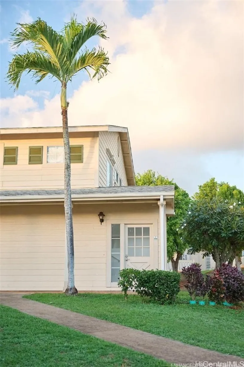 Hawaii Real Estate | View 94-718 Lumiauau Street, KK204 | Listing