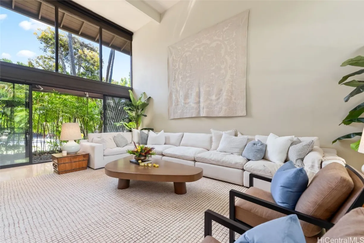 Hawaii Real Estate | View 3020 La Pietra Circle, 5 | Listing