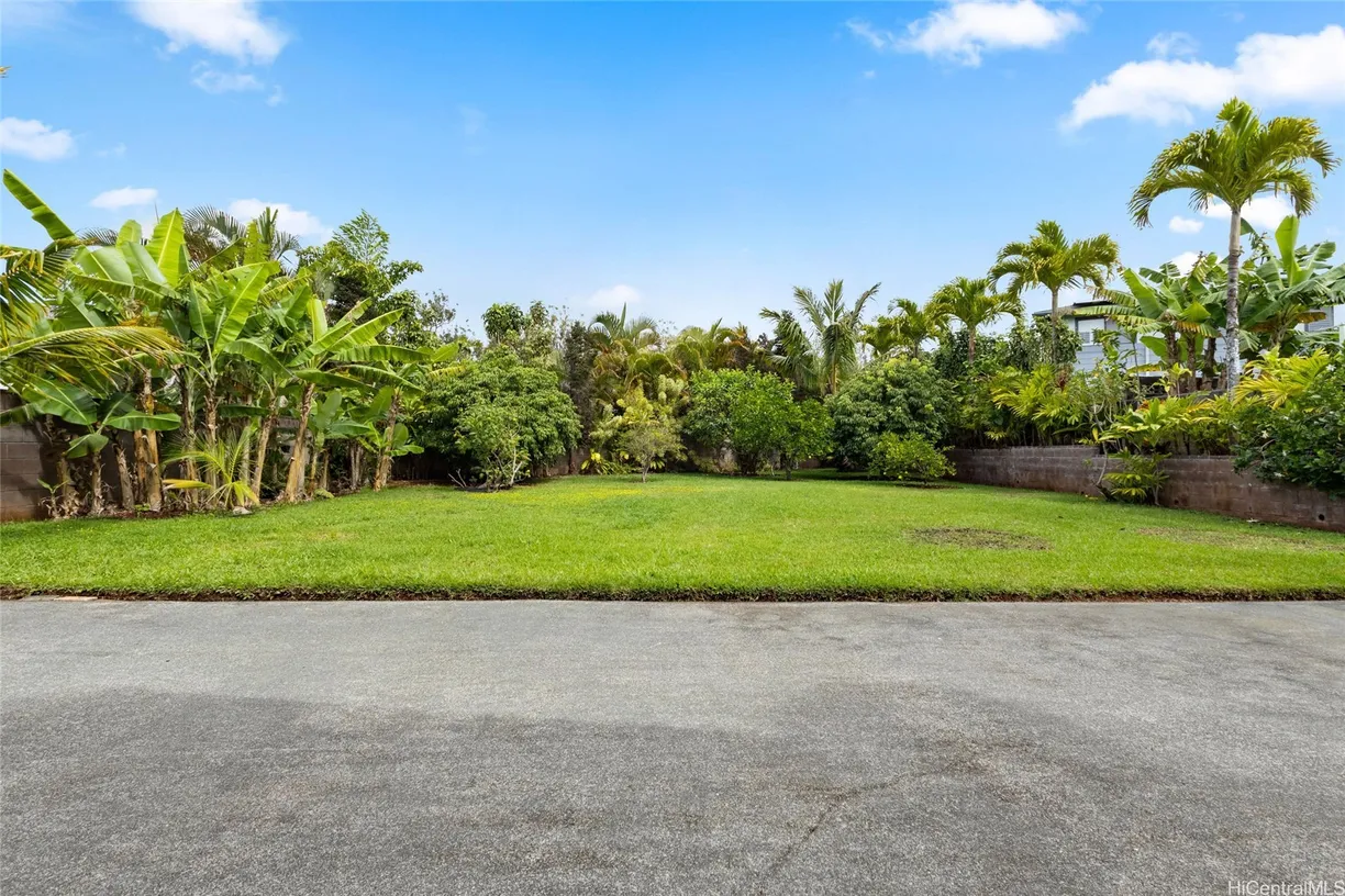 Hawaii Real Estate | View 95-1186 Ahoka Street | Listing