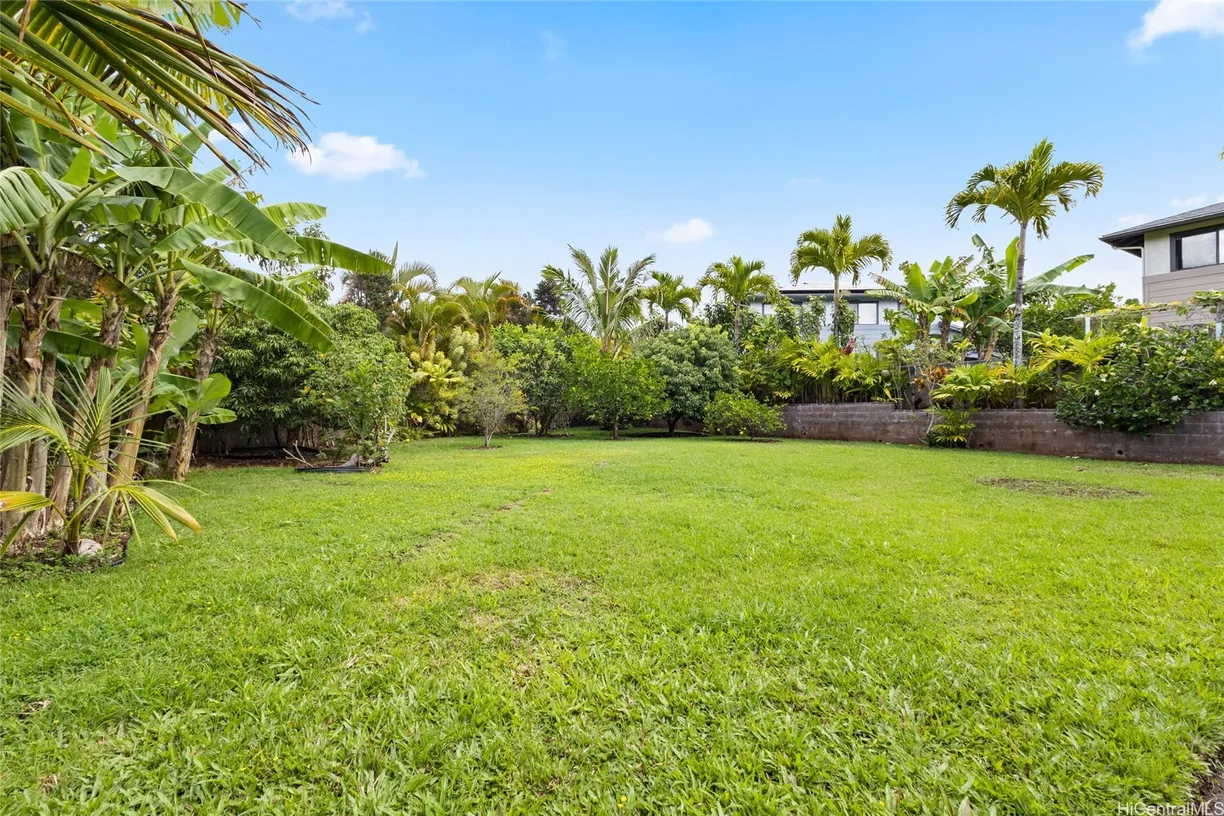 Hawaii Real Estate | View 95-1186 Ahoka Street | 4 Beds, 3 Baths