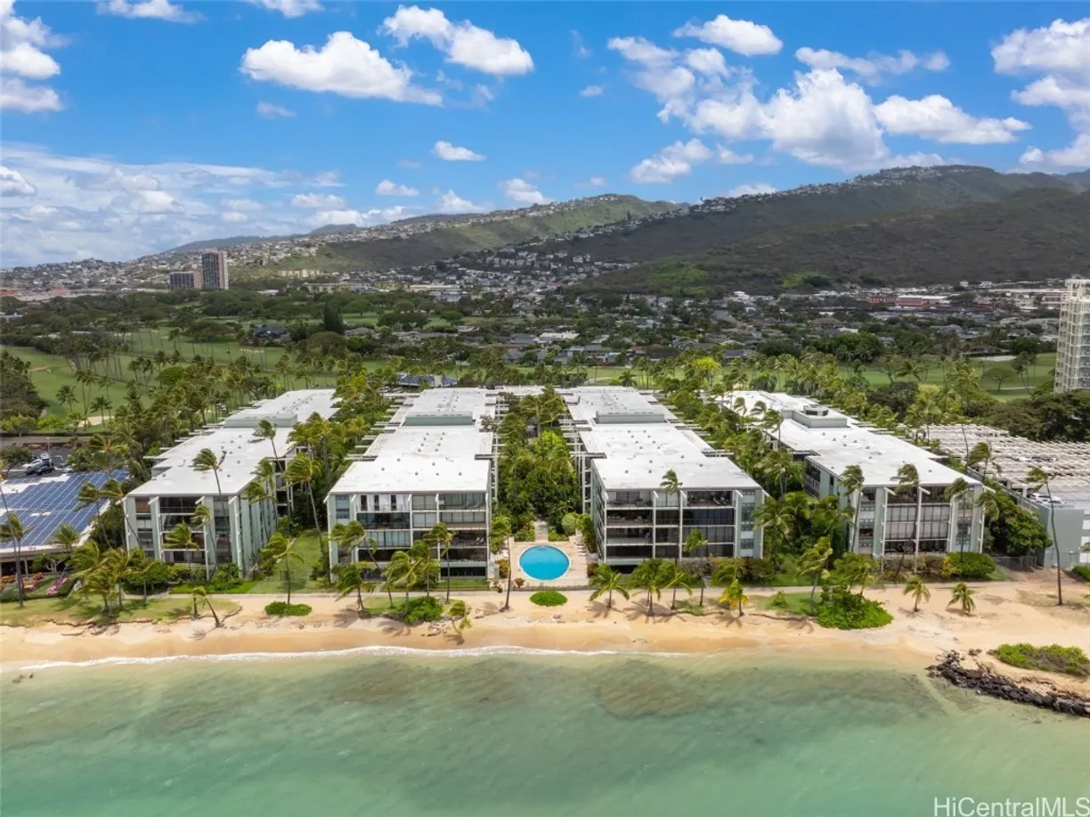 Hawaii Real Estate | View 4999 Kahala Avenue, 1-403 | Listing