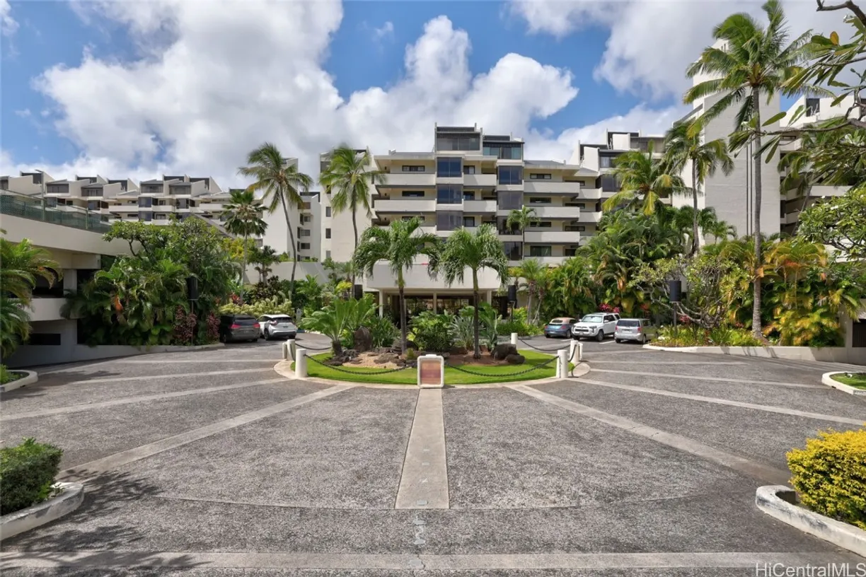 Hawaii Real Estate | View 500 Lunalilo Home Road, 15B | 2 Beds, 2 Baths