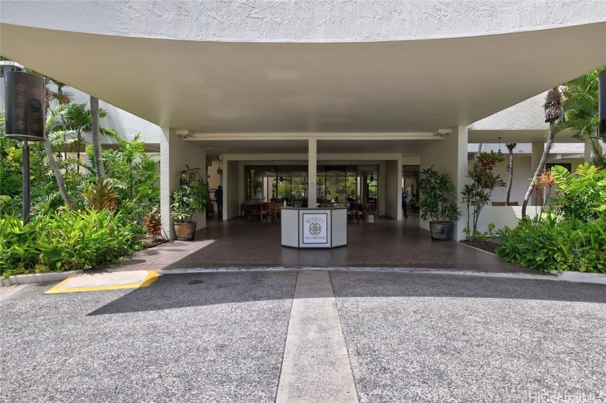 Hawaii Real Estate | View 500 Lunalilo Home Road, 15B | Listing