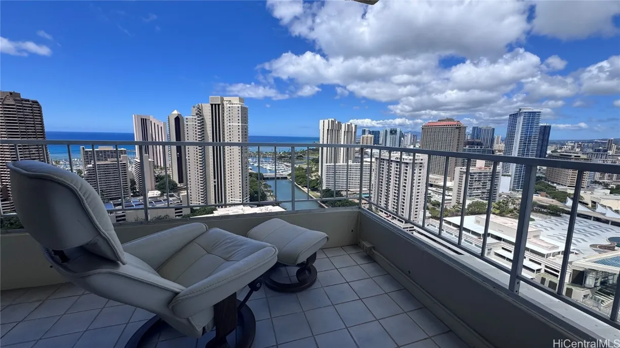 Hawaii Real Estate | View 1717 Ala Wai Boulevard, 4 | Listing