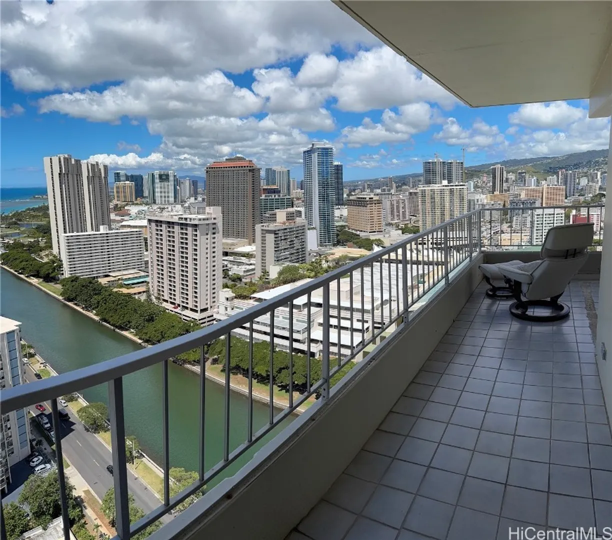 Hawaii Real Estate | View 1717 Ala Wai Boulevard, 4 | Listing