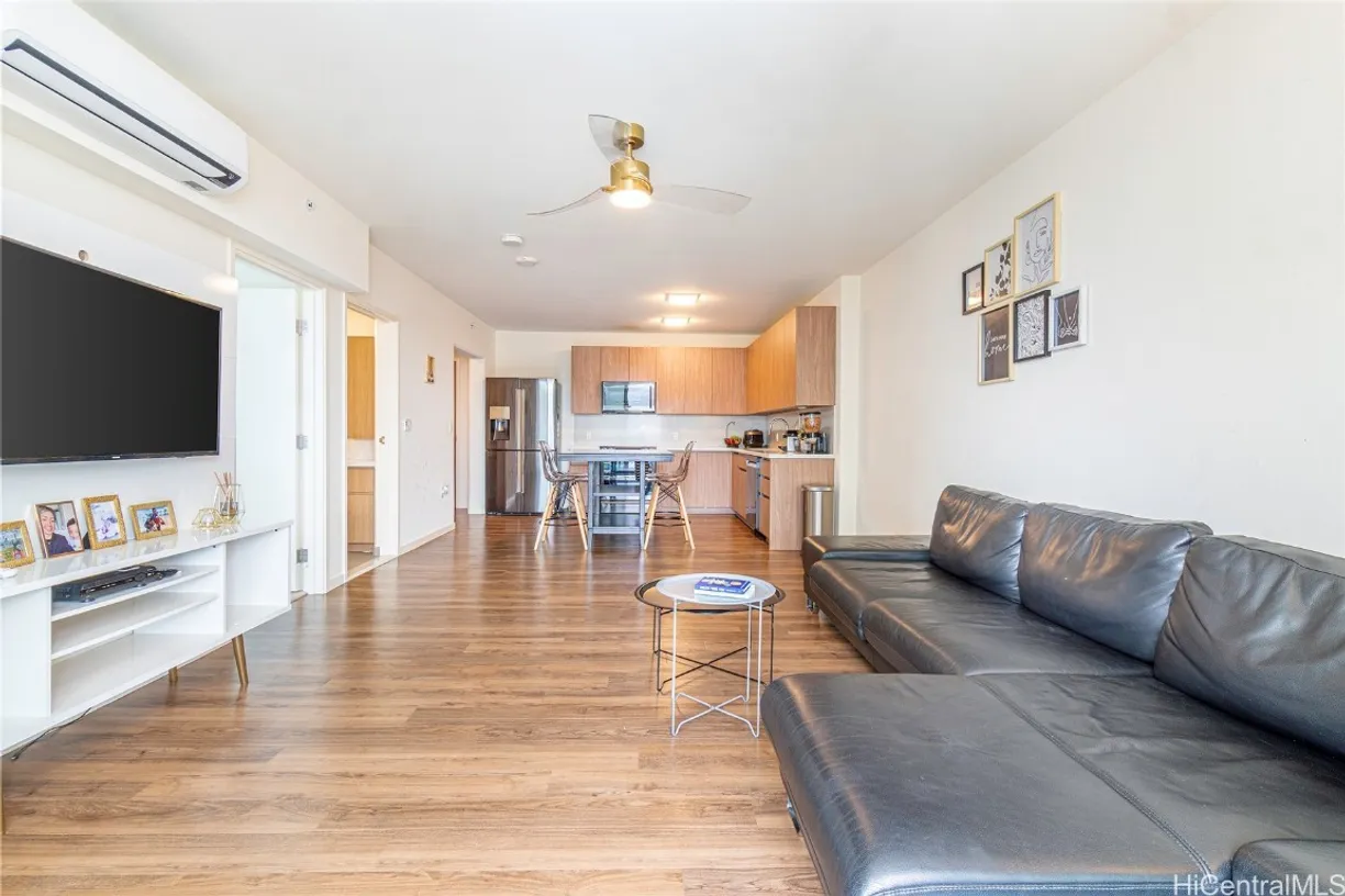 Hawaii Real Estate | View 1391 Kapiolani Boulevard, 3604 | Listing