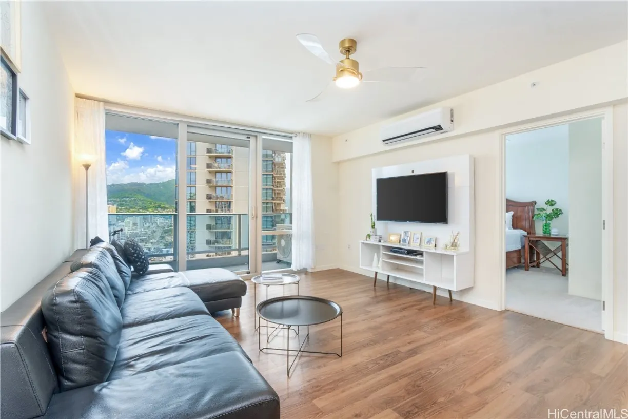 Hawaii Real Estate | View 1391 Kapiolani Boulevard, 3604 | Listing