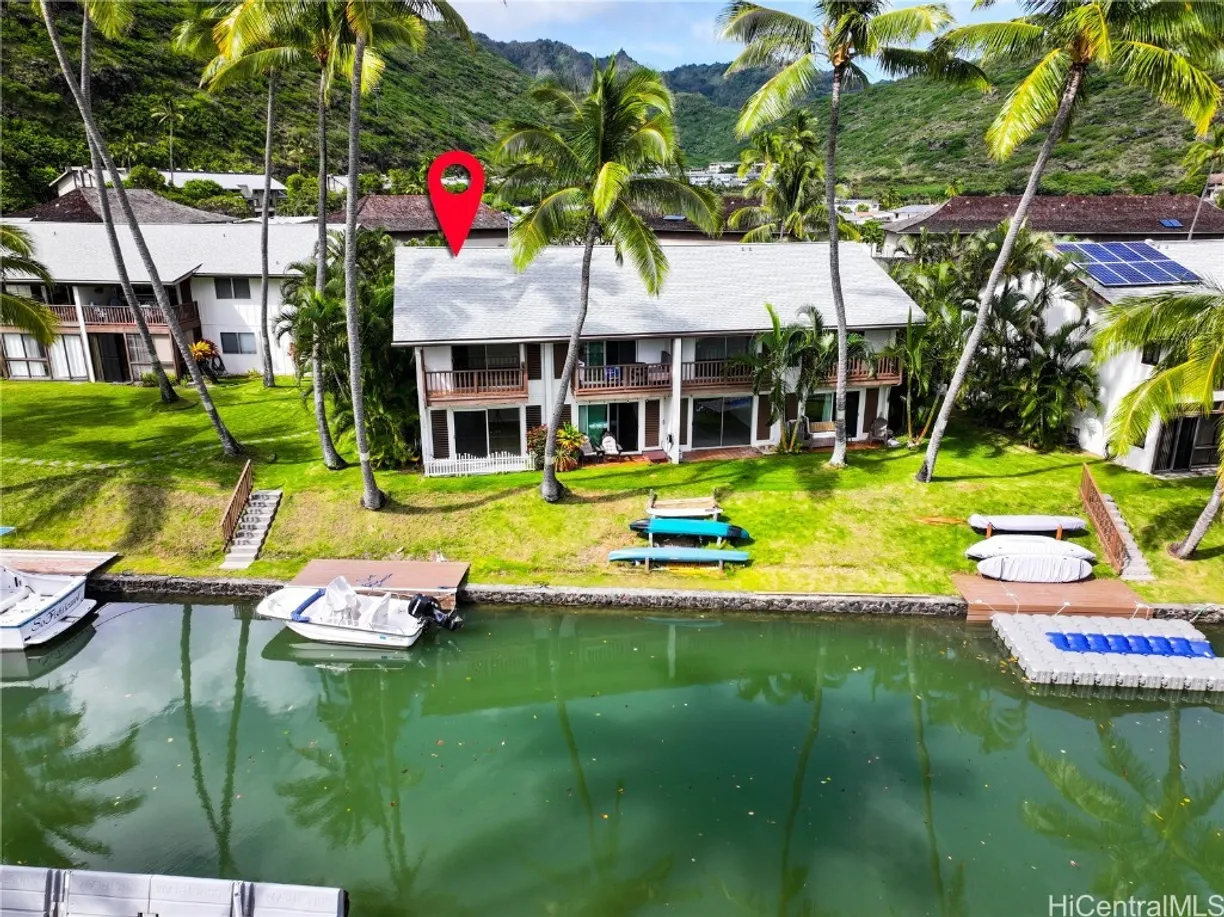 Hawaii Real Estate | View 6221 Keokea Place, 131 | 2 Beds, 1 Bath