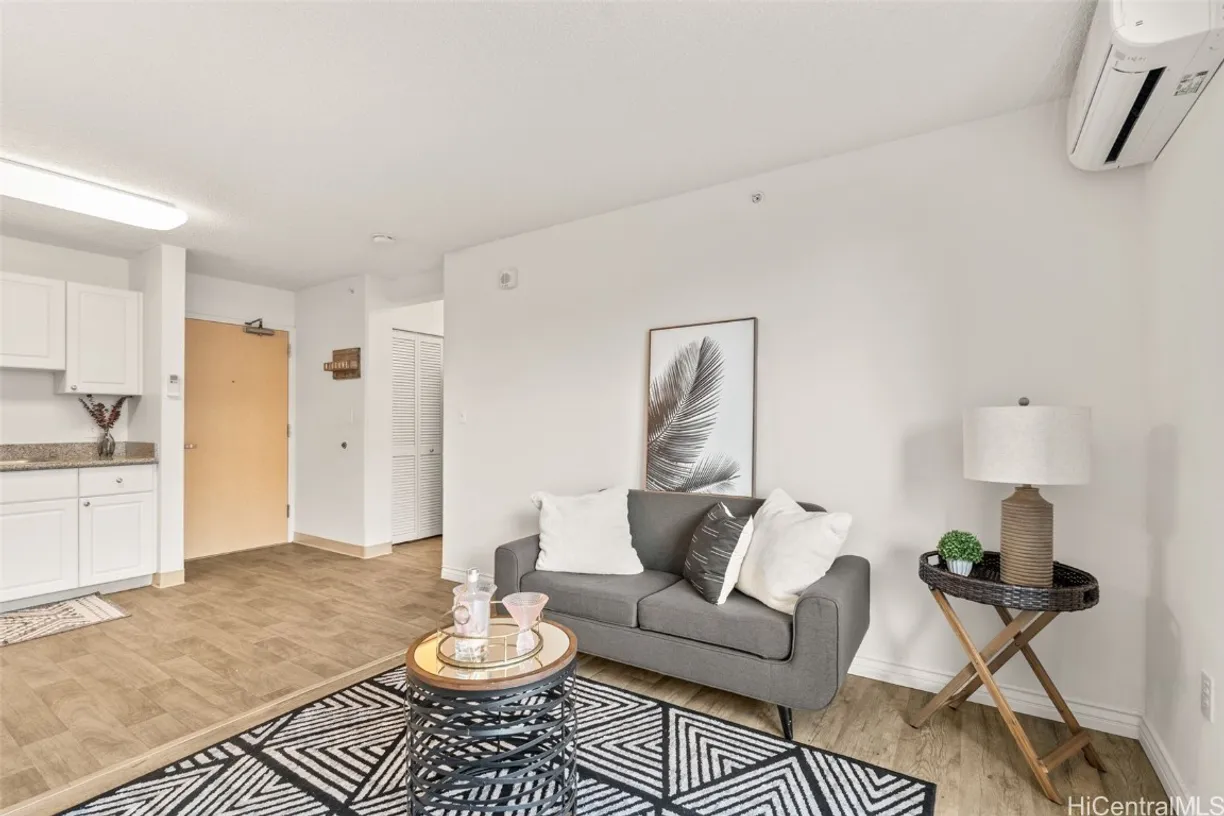 Hawaii Real Estate | View 801 South Street, 308 | Listing