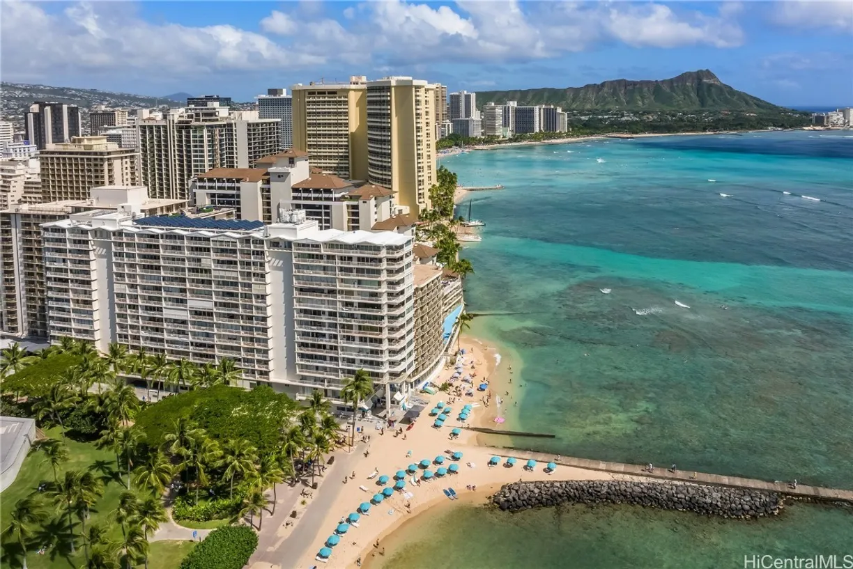Hawaii Real Estate | View 2161 Kalia Road, 216 | 1 Bed, 1 Bath