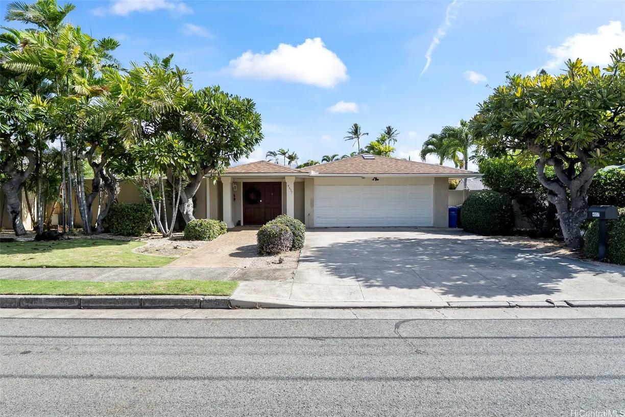 Hawaii Real Estate | View 4837 Kolohala Street | 4 Beds, 4 Baths