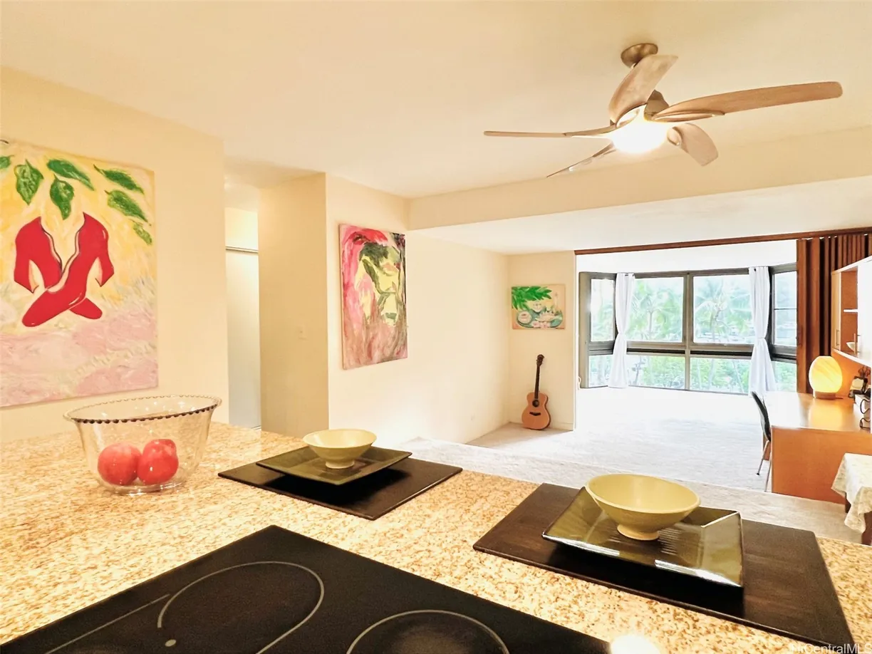 Hawaii Real Estate | View 511 Hahaione Street, 5C | 2 Beds, 2 Baths