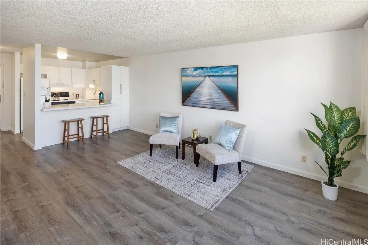 Hawaii Real Estate | View 55 S Kukui Street, D1613 | 1 Bed, 1 Bath