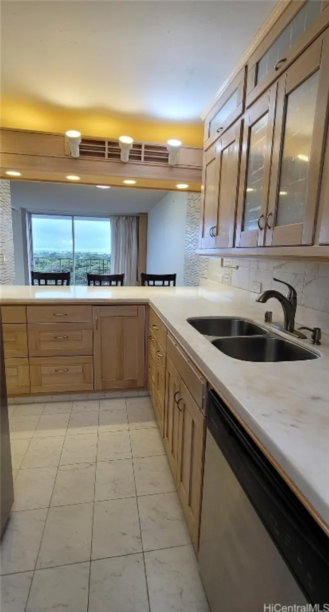 Hawaii Real Estate | View 4300 Waialae Avenue, A605 | 2 Beds, 2 Baths