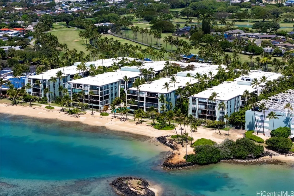Hawaii Real Estate | View 4999 Kahala Avenue, 324 | Listing